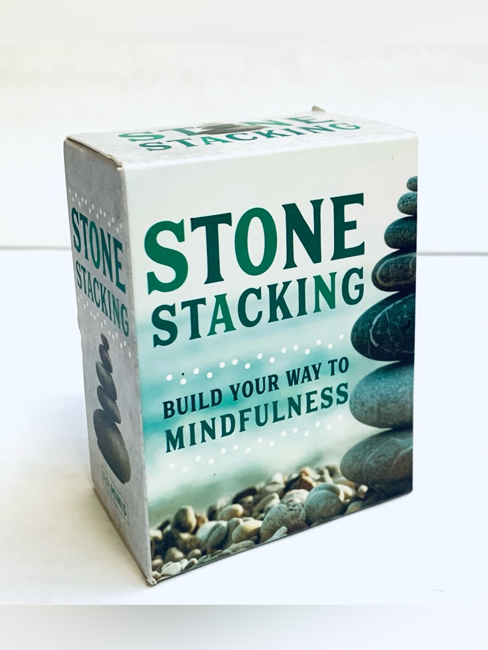 Stone Stacking : Build Your Way to Mindfulness